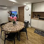 Le Briand 4etoiles Thermal Cosy Avec Terrasse Wifi Apartament