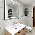 Apartament Le Briand 4etoiles Thermal Cosy Avec Terrasse Wifi