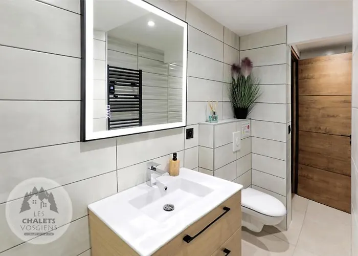 Apartment Le Briand 4etoiles Thermal Cosy Avec Terrasse Wifi